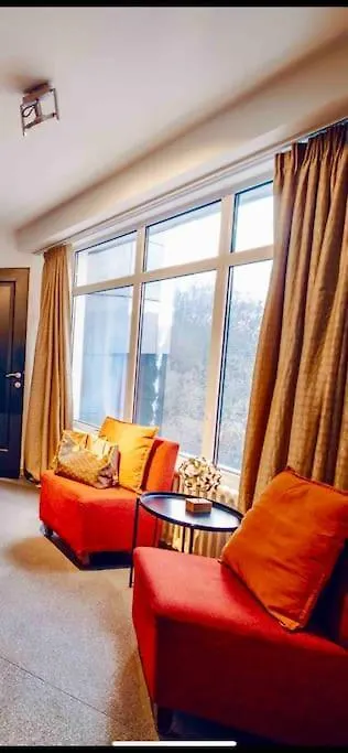 Lovely 3Bd - Rooftop - Jacuzzi&Sauna Prague Czech Republic