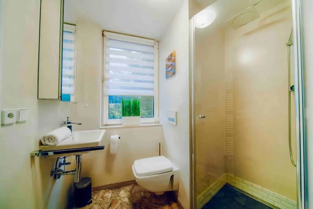 Lovely 3Bd - Rooftop - Jacuzzi&Sauna Prague