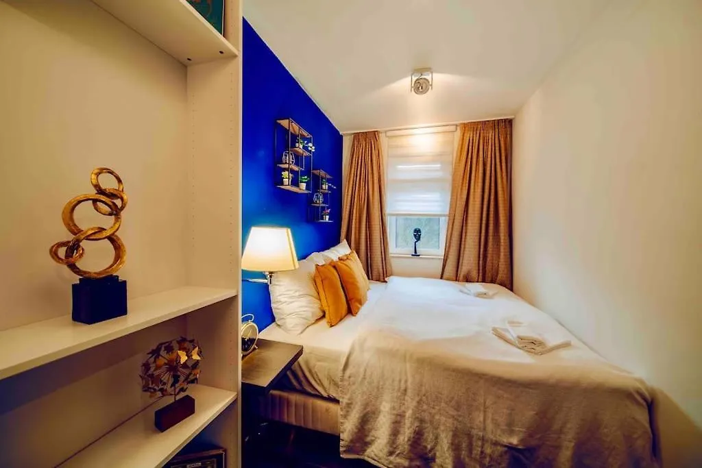 Lovely 3Bd - Rooftop - Jacuzzi&Sauna Prague