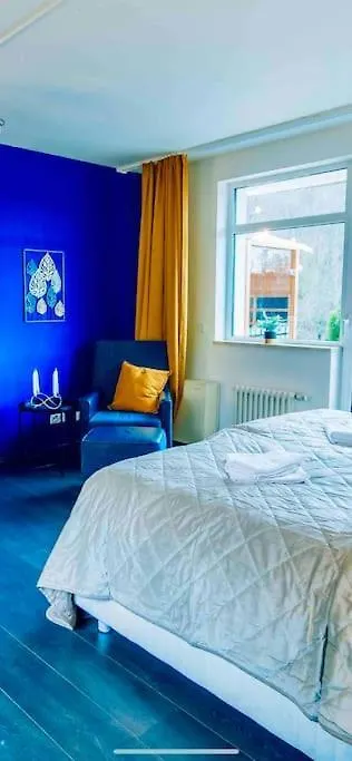Lovely 3Bd - Rooftop - Jacuzzi&Sauna Prague Apartment